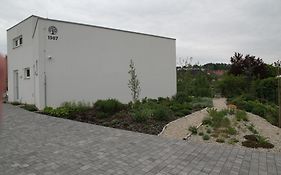 Apartmany Hluboka Nad Vltavou S Vyhledem Na Zamek