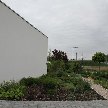 Apartmany Hluboka Nad Vltavou S Vyhledem Na Zamek Exteriér fotografie