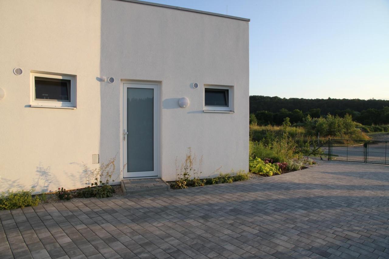 Apartmany Hluboka Nad Vltavou S Vyhledem Na Zamek Exteriér fotografie