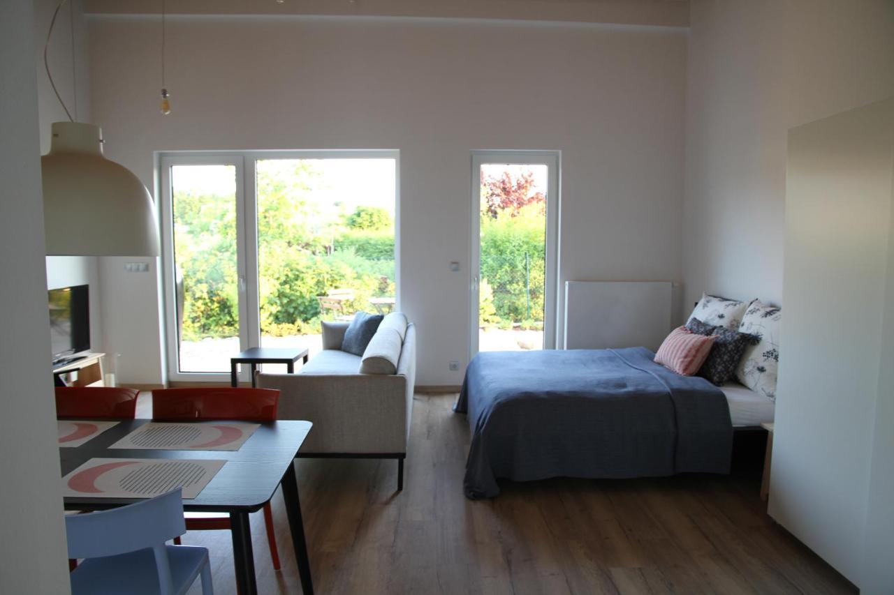 Apartmany Hluboka Nad Vltavou S Vyhledem Na Zamek Exteriér fotografie
